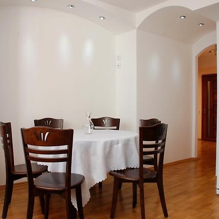 Kiev Pozniaky Apartment Chambre photo